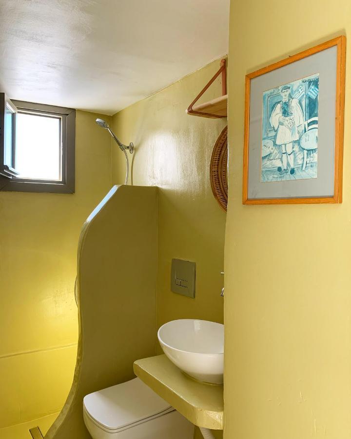 Serifos Olive Luaran gambar