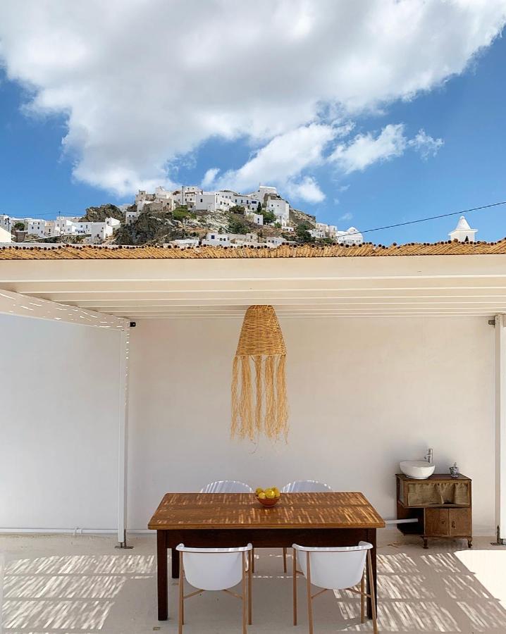 Serifos Olive Luaran gambar