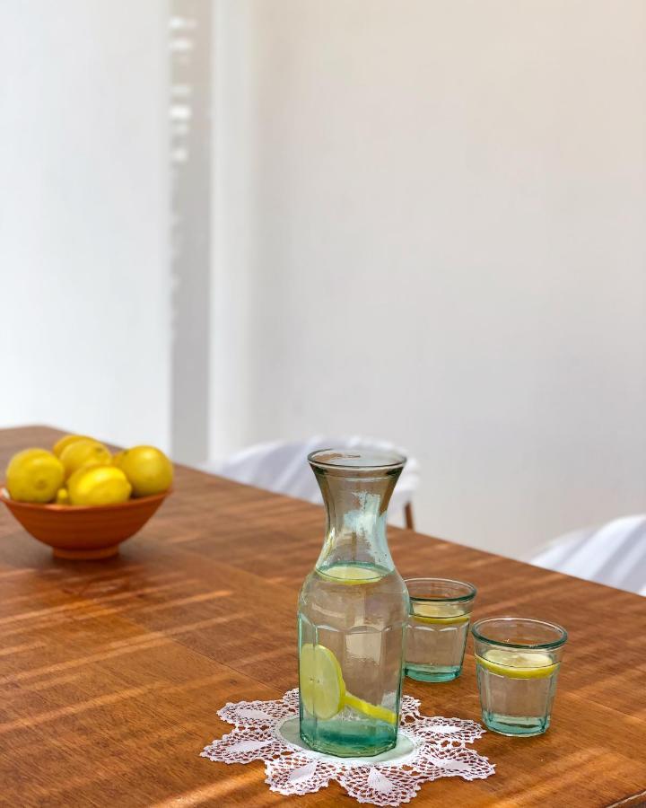 Serifos Olive Luaran gambar